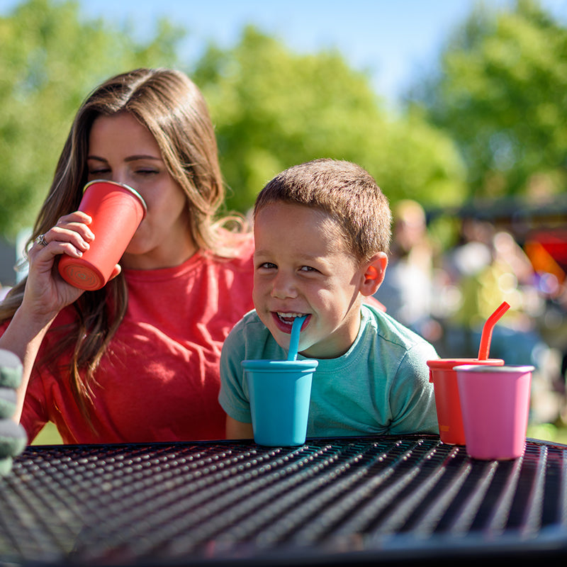 10oz-kid-s-cup-with-straw-lid-e1 10oz_kids_cups_mom_kid_sip_square.jpg