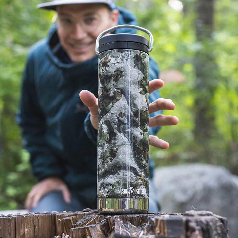 20oz-tkwide-with-twist-cap-mossy-oak-z4 20oz_bottle_twist_mossyoak_terragila_closeup_square.jpg