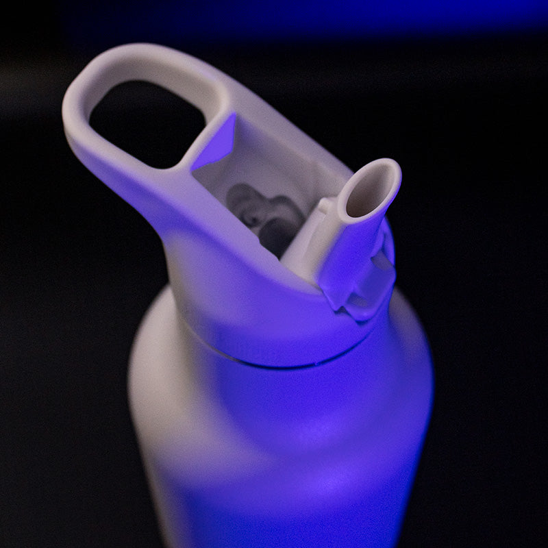 20oz-rise-classic-may-the-4th-e8 20oz_rise_classic_may_the_fourth_starwars_white_bottle_flipseal_square.jpg