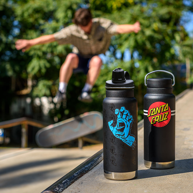 32oz-tkwide-with-chug-cap-santa-cruz-screaming-hand-b4 32oz_20oz_water_bottles_santacruz_skater_ramp_square.jpg