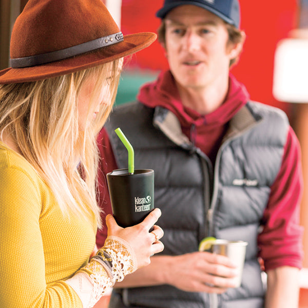tumbler-straw-lid-with-straw-c7 K16VSSC-SB-guy-girl_style_9a499e23-5b7a-4a0d-b42e-d1b4b02627b2.jpg