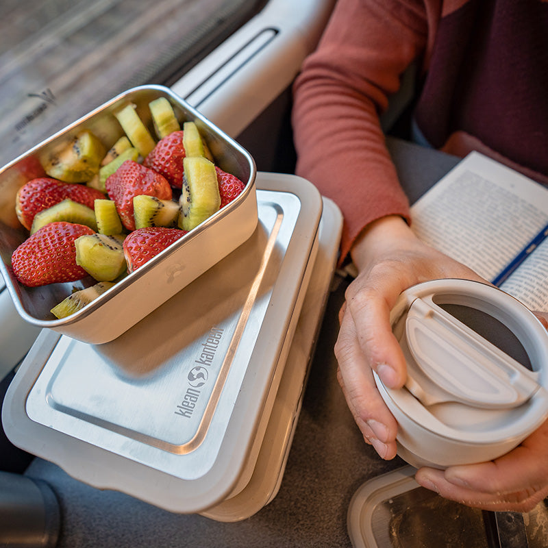 23oz-rise-food-box-lunch-j1 rise_food_lunch_box_lunch_tofu_train_fruit_tumbler_square.jpg
